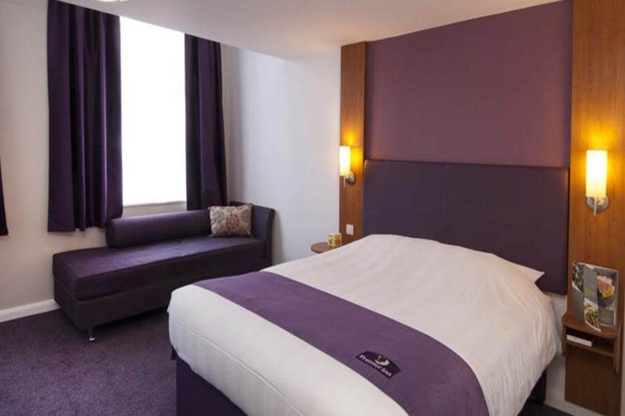 Premier Inn Ripley 里普利 外观 照片